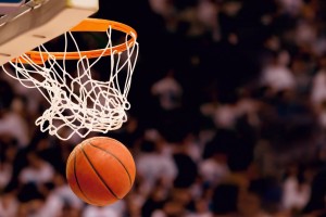 开云体育视频直播-名人嘴炮揭秘：布朗尼关键防守助队取胜，黑詹姆斯？笑话！