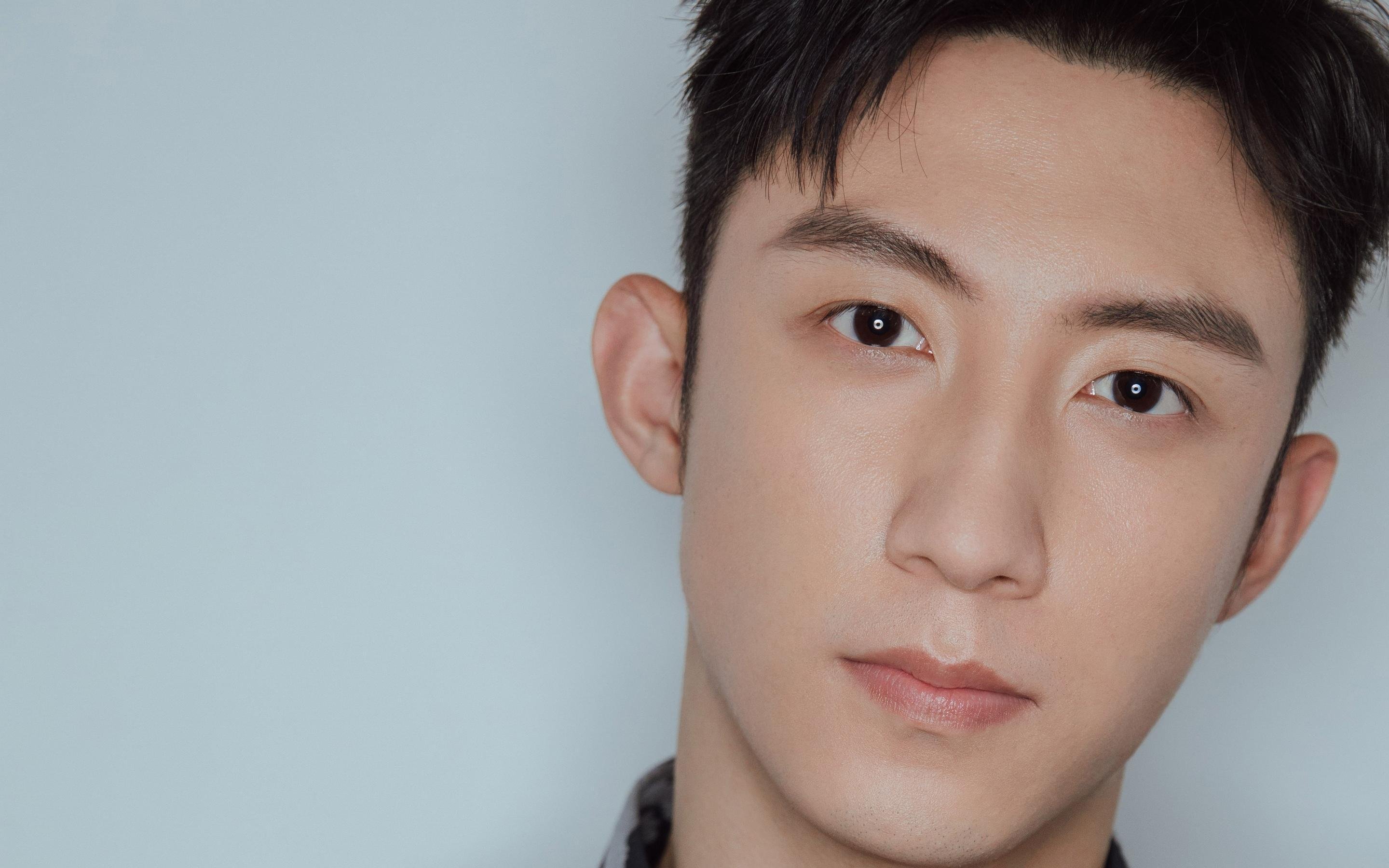 国际热身赛国足战胜 球员精神面貌积极，国足热身赛取胜